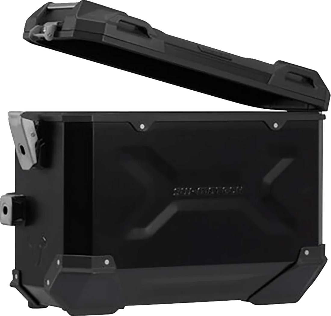 SW-MOTECH TRAX ADV Aluminum Case System - Black - Honda CB/CBR/NX 500 '13-'24 KFT.01.400.70001/B - Installation View