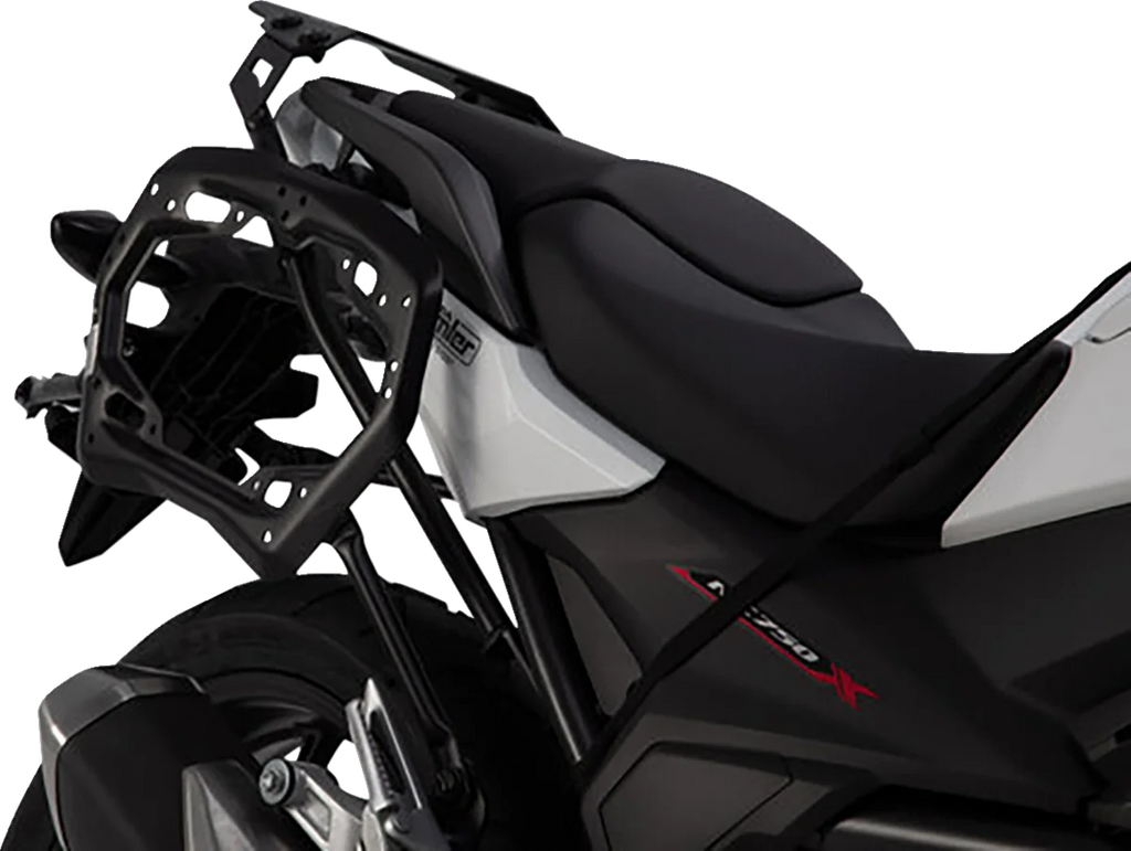 SW-MOTECH TRAX ADV Aluminum Case System - Silver - Honda NC750 '16-'20 KFT.01.699.70001/S - Installation View