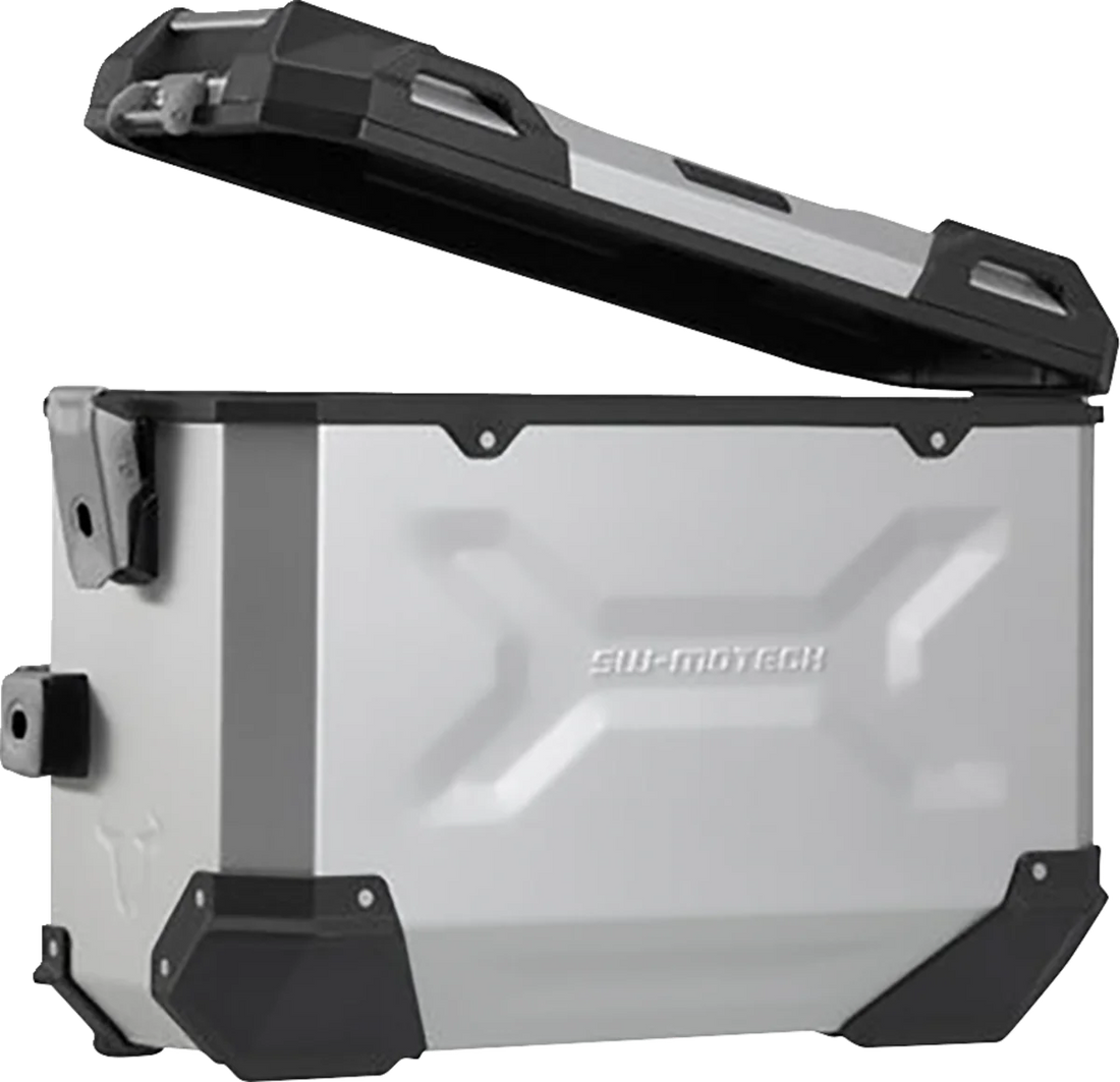 SW-MOTECH TRAX ADV Aluminum Case System - Silver - Honda NC750 X '20-'24 KFT.01.841.70000/S - Installation View