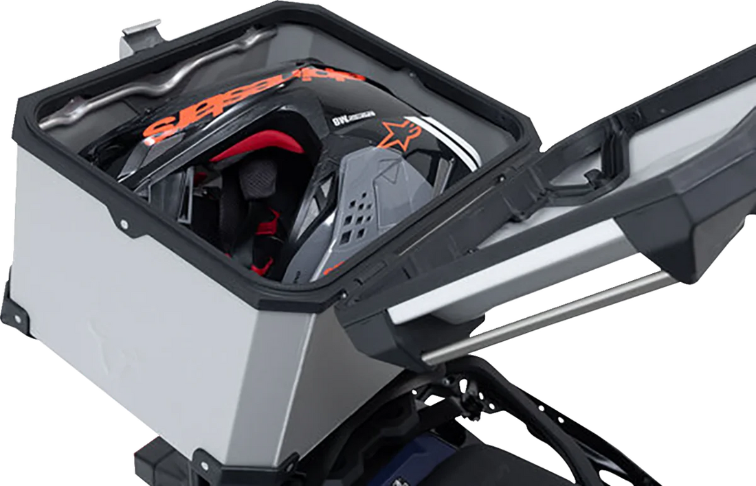 SW-MOTECH TRAX ADV Top Case System - Silver - Husqvarna/KTM '13-'24 GPT.04.790.70003/S - Installation View