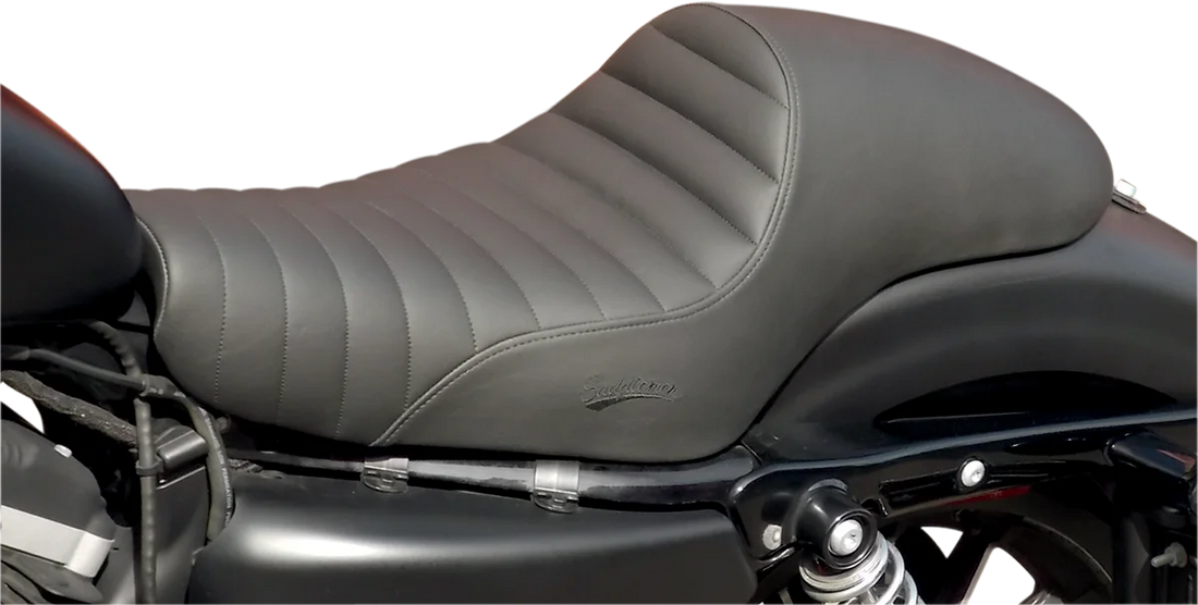 Saddlemen Americano Smooth Seat - XL 8585CJ - Detail View