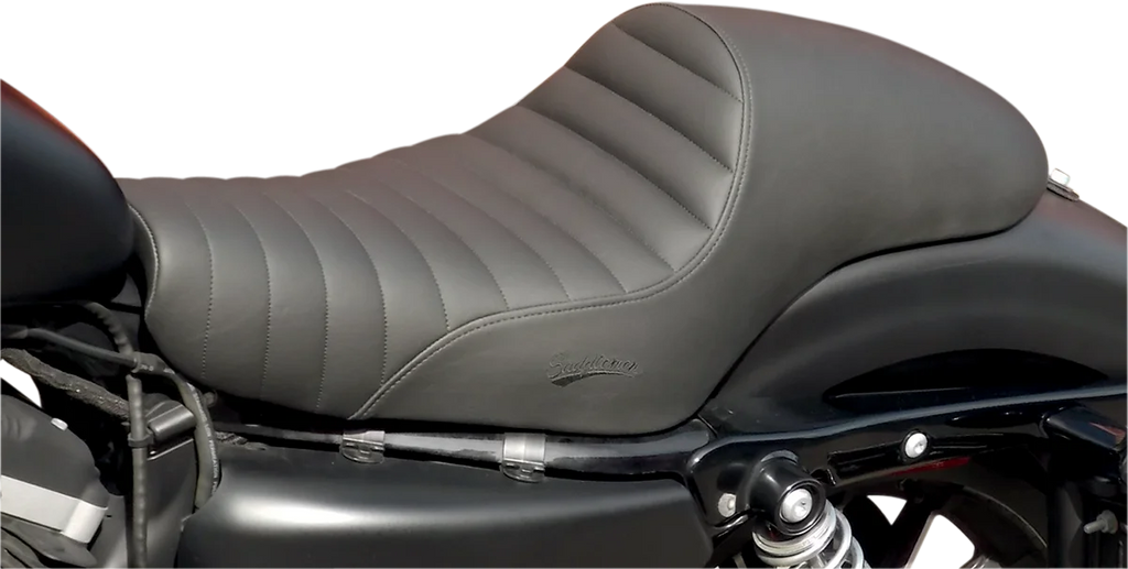 Saddlemen Americano Tuck And Roll Seat - XL 8585CJT - Detail View