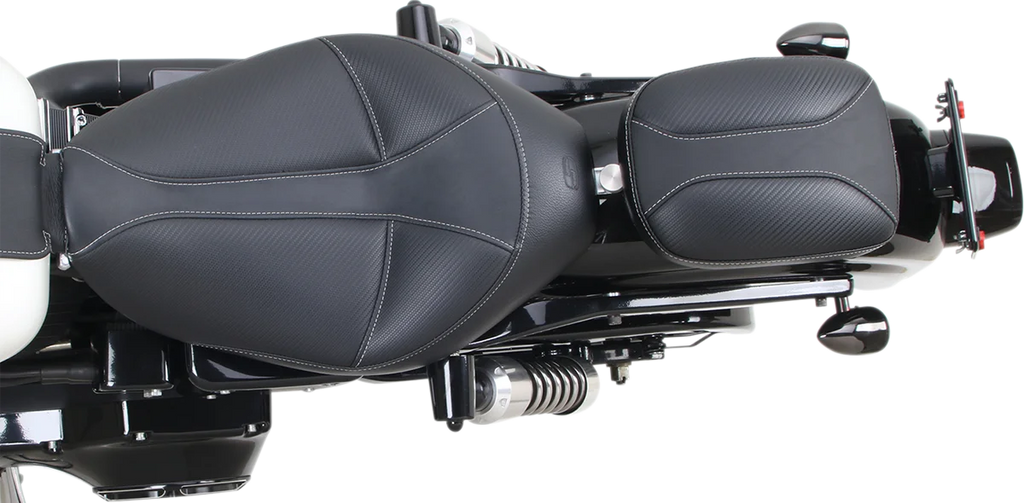 Saddlemen Dominator Pad - 7" SA1008 - Installation View
