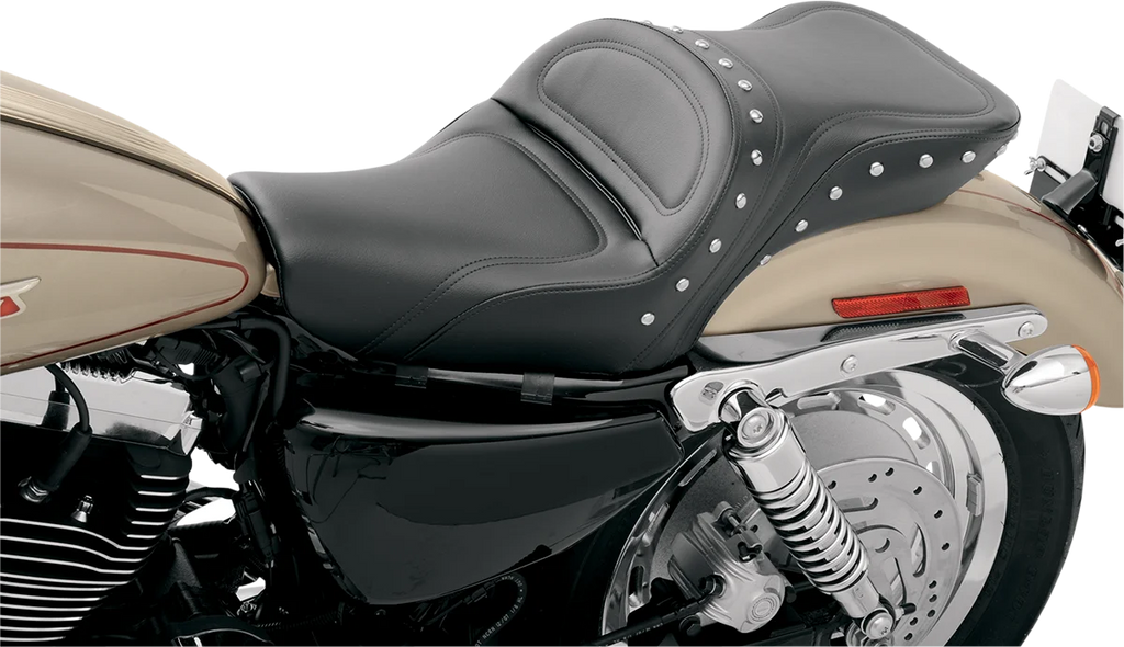 Saddlemen Explorer Special Seat - XL '04-'20 807-03-039 - Installation View