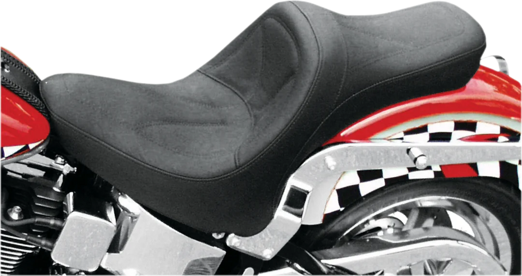 Saddlemen King Seat - FXST/FLST - Side View