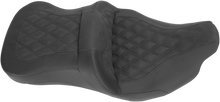 Load image into Gallery viewer, Saddlemen Roadsofa™ Seat - without Backrest - Full Lattice Stitch - Heated - '08-'23 FLH 808-07B-182HCT - Installation View