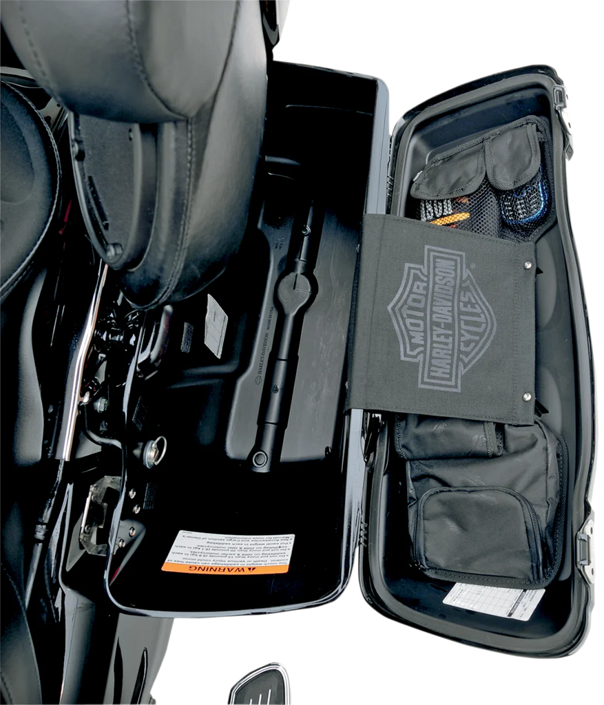 Saddlemen Saddlebag Lid Organizer - Installation View