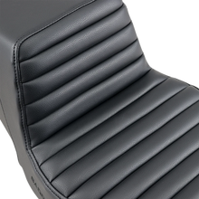 Load image into Gallery viewer, Saddlemen Step-Up Seat - Front Tuck-n-Roll - Black - FLHR/FLHX 897-06-171 - Side View