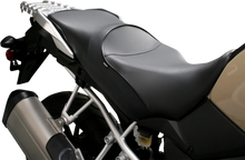 Load image into Gallery viewer, Sargent Seat World Sport™ Performance Seat - Black - Carbon FX - Regular - V-Strom 1000 '14-'19 - Main Product View