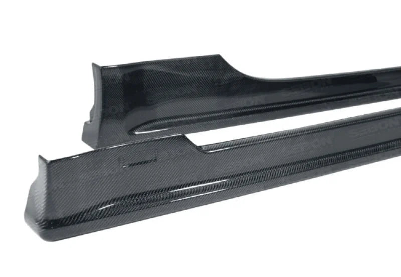 Seibon 02-05 Nissan 350Z TT-Style Carbon Fiber Side Skirts - Side View