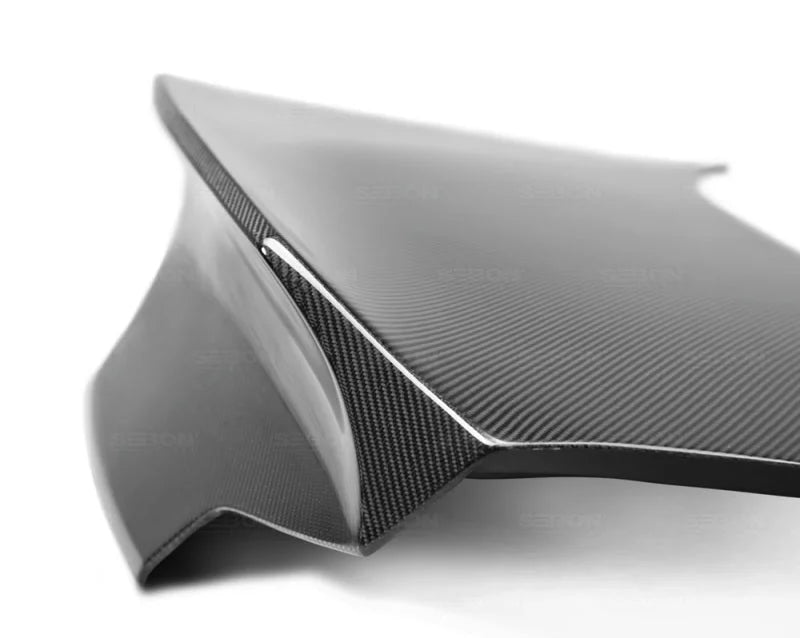 Seibon 03-07 Infiniti G35 2-door C-Style Carbon Fiber Trunk/Hatch - Installation View