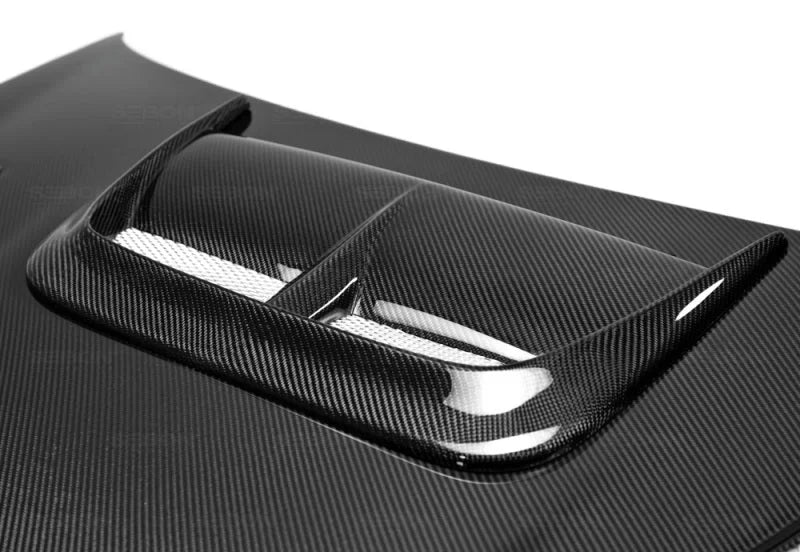 Seibon 06-07 Subaru WRX/STi CW Carbon Fiber Hood - Side View
