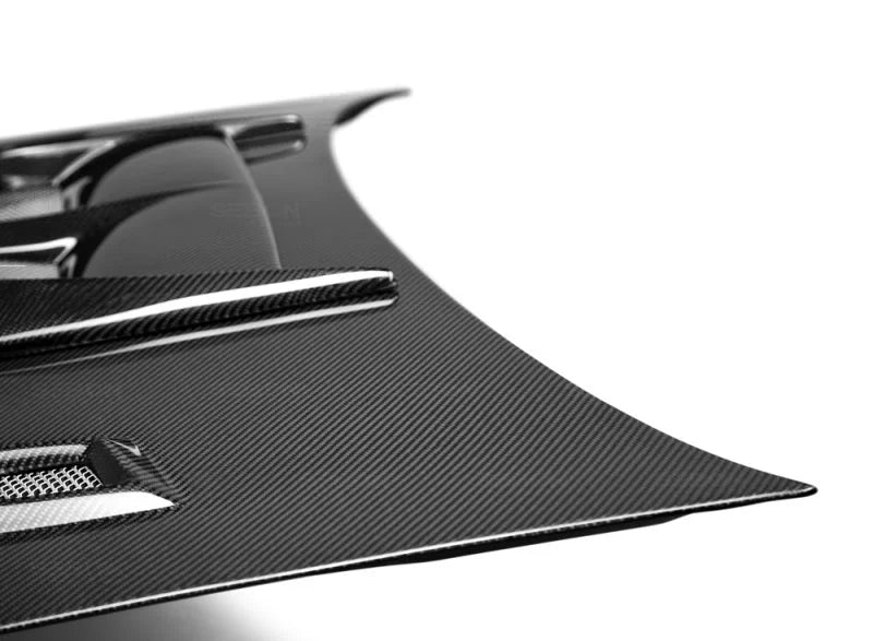 Seibon 06-07 Subaru WRX/STi CW Carbon Fiber Hood - Installation View