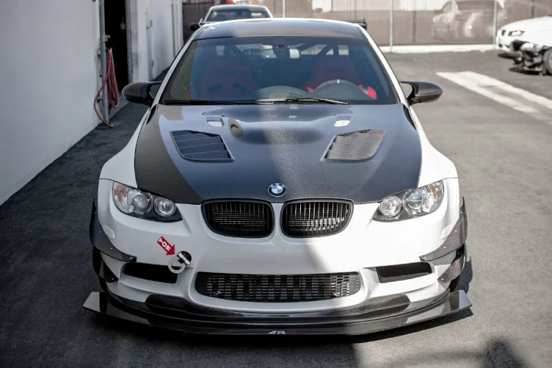 Seibon 07-10 BMW M3 Series 2Dr (E92) CT-Style Carbon Fiber hood - Side View