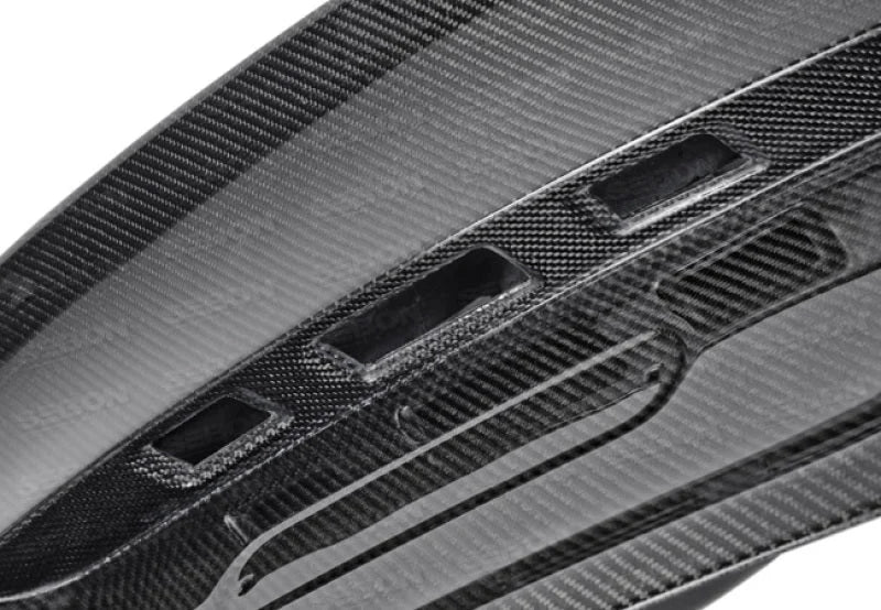 Seibon 07-13 BMW E92 2DR CSL Style Carbon Fiber Trunk/Hatch - Installation View