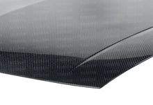 Load image into Gallery viewer, Seibon 09-10 Acura TSX OEM-style Carbon Fiber Hood - Side View