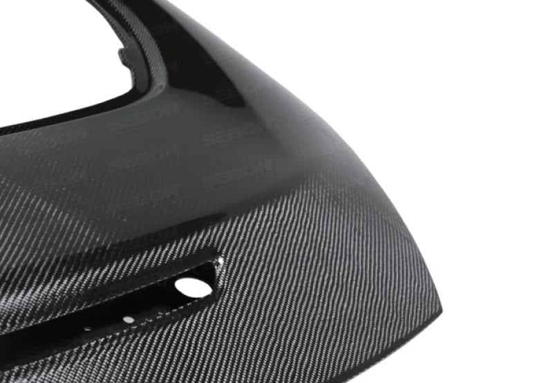 Seibon 09-10 Nissan 370Z OEM Carbon Fiber Trunk Lid - Installation View