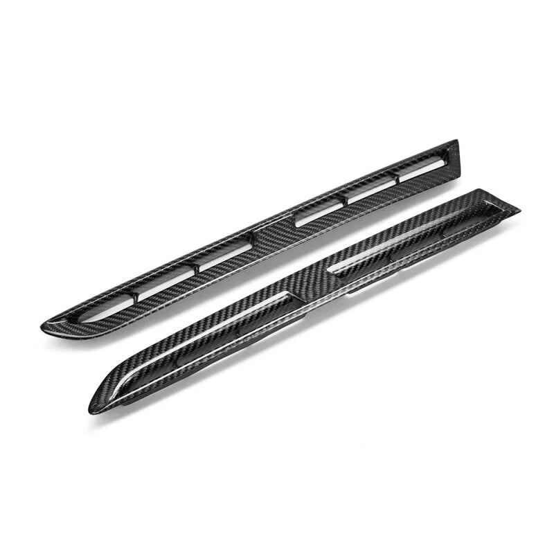 Seibon 09-10 Nissan GTR R35 Carbon Fiber Fender Ducts (Pair) - Back View