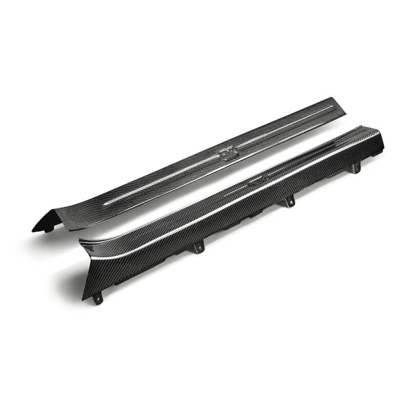 Seibon 09-10 Nissan GTR R35 OEM Style Carbon Fiber Door Sills (Pair) - Additional View 6