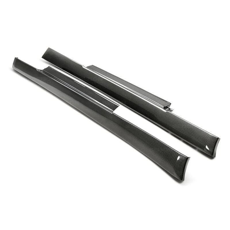 Seibon 09-10 Nissan GTR R35 OEm Style Carbon Fiber Side Skirts - Side View
