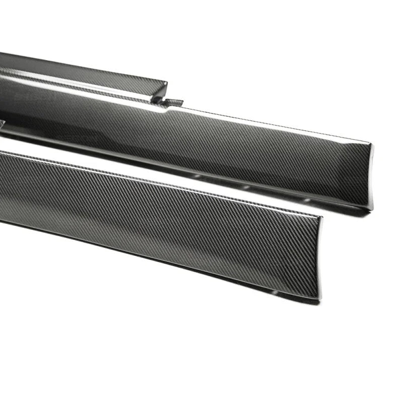 Seibon 09-10 Nissan GTR R35 OEm Style Carbon Fiber Side Skirts - Back View
