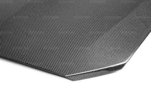 Load image into Gallery viewer, Seibon 11 BMW F20/F22 OE-Style Carbon Fiber Hood - Detail View