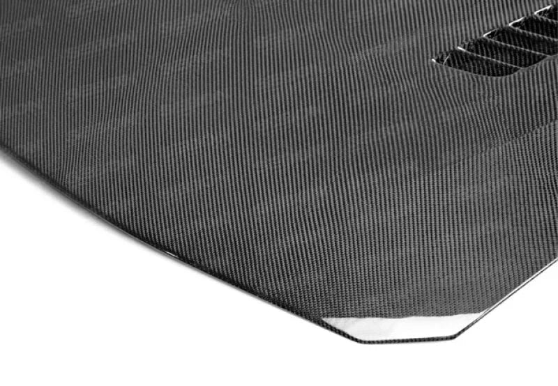 Seibon 12-14 BMW F30 / F32 VR-Style Carbon Fiber Hood - Installation View