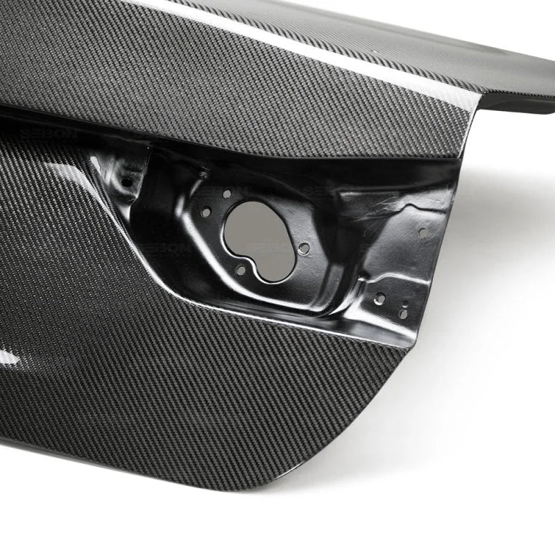 Seibon 13-18 Lexus GS OEM Carbon Fiber Trunk Lid - Back View