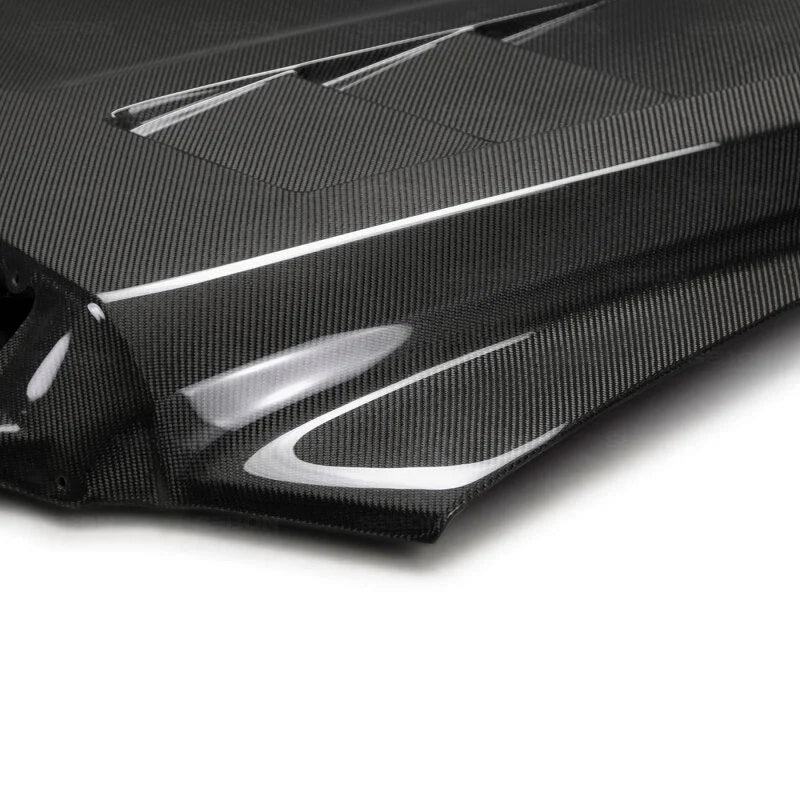 Seibon 14-20 Toyota Tundra TS-Style Carbon Fiber Hood - Installation View