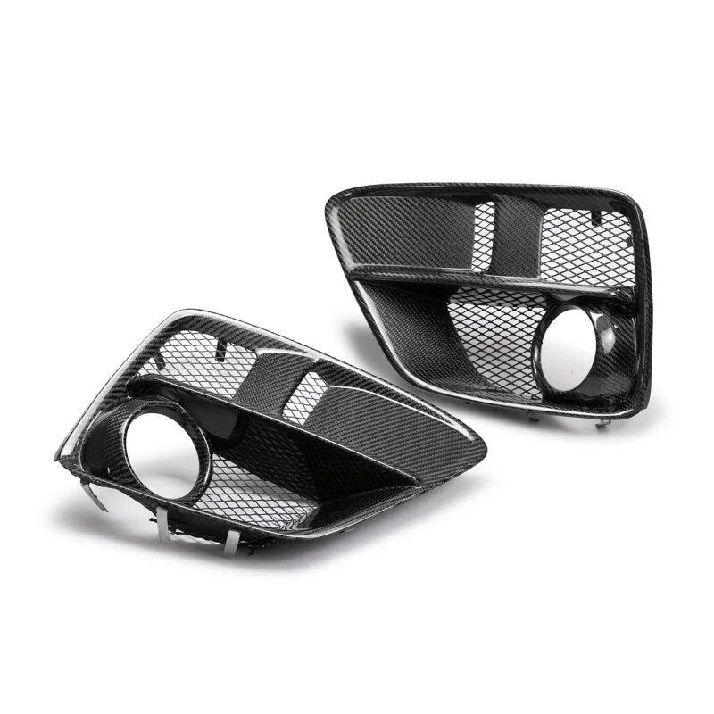 Seibon 15-17 Subaru Impreza WRX/STi Carbon Fiber Fog Light Surrounds (pair) - Detail View