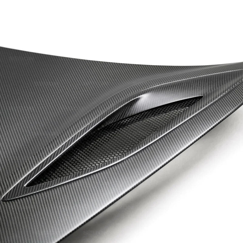 Seibon 17-18 Acura NSX OEM-style Dry Carbon Hood - Installation View
