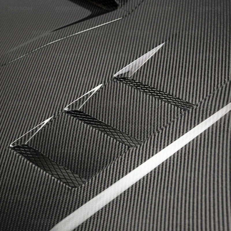 Seibon 17-18 Honda Civic Type-R TS-Style Carbon Fiber Hood - Installation View