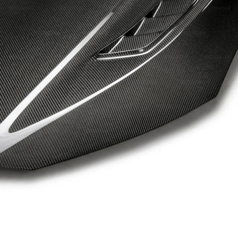 Seibon 17-20 Honda Civic Type-R (FK8) TSII Style Carbon Fiber Hood - Side View
