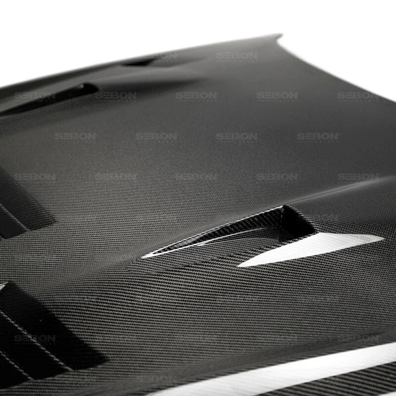 Seibon 2017-2018 Nissan GTR R35 GTII-Style Carbon Fiber Hood - Installation View