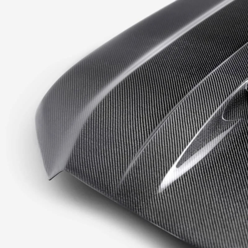 Seibon 2022 Nissan Frontier TR-Style Carbon Fiber Hood - Installation View