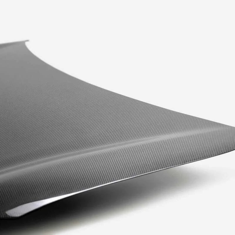 Seibon 2022 Toyota GR86 / Subaru BRZ OE-Style Carbon Fiber Hood - Installation View