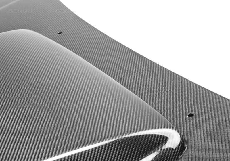 Seibon 98-01 Subaru Impreza OEM Carbon Fiber Hood - Installation View