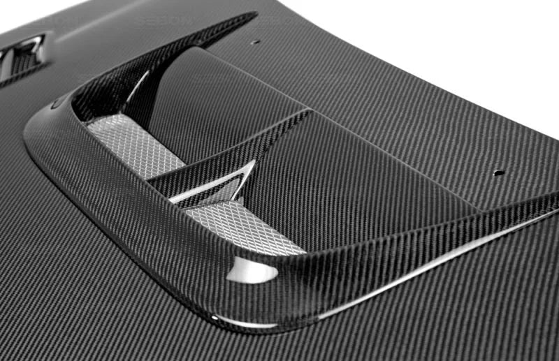 Seibon 98-01 Subaru Impreza/WRX/STI (GC6/8) CW-Style Carbon Fiber Hood - Back View