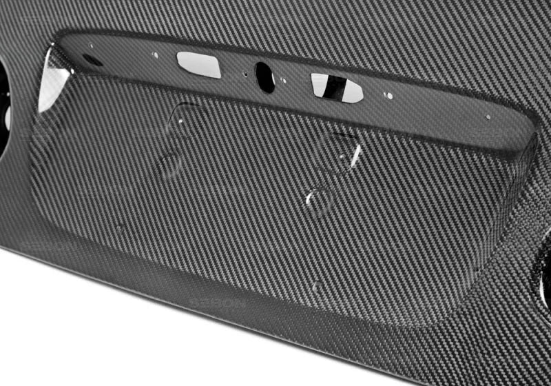 Seibon 98-04 Lexus GS Series OEM-Style Carbon Fiber Trunk/Hatch - Back View