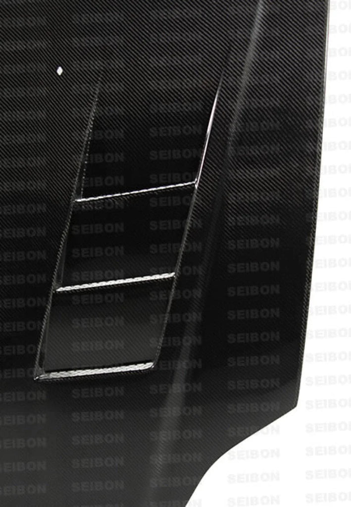 Seibon 99-00 Honda Civic (EM1/EJ6/7/8/EK9) TS-Style Carbon Fiber Hood - Installation View