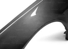 Load image into Gallery viewer, Seibon 99-01 Nissan Skyline R34 NSW-Style Carbon Fiber (Gloss Finish) Fenders (Pair) - Back View