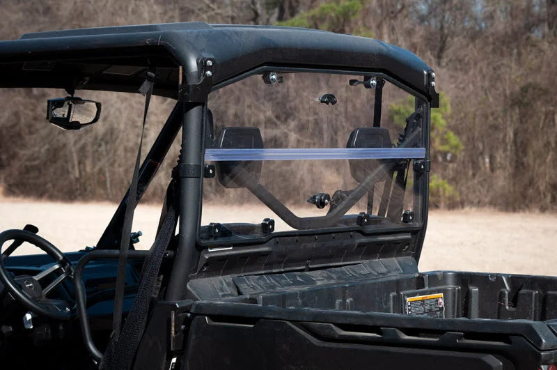 Seizmik 16-23 Can Am Defender HD5-HD10/MAX Rear Windshield Folding Poly carb - Detail View