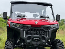 Load image into Gallery viewer, Seizmik 25+ CF Moto U10/ 10 XL Pro Toolless Windshield - Hardcoated - Side View
