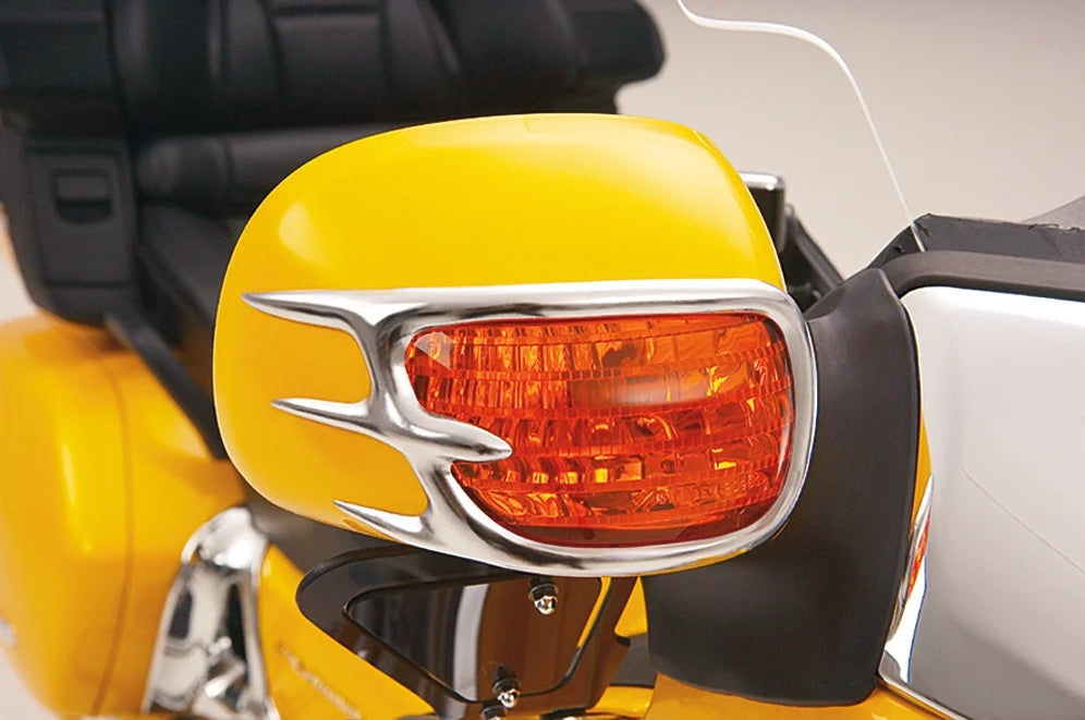 Show Chrome Accent - Grilles - Mirror Back - Chrome - Side View
