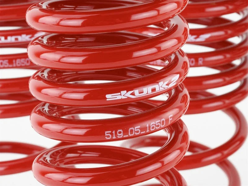Skunk2 88-91 Honda Civic/CRX Lowering Springs (2.50in - 2.25in.) (Set of 4) - Installation View