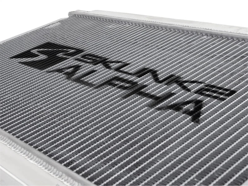 Skunk2 Alpha Series 03-06 Nissan 350Z Radiator - Side View