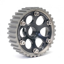 Load image into Gallery viewer, Skunk2 Pro-Series 88-01 Honda B-Series/H23 DOHC 1.6/1.7/1.8/2.0/2.3L Cam Gears (Black Series) - Installation View