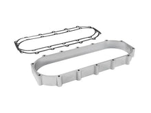 Load image into Gallery viewer, Skunk2 Ultra Series Honda/Acura Silver RACE Intake Manifold 2 Liter Spacer (Inc Gasket &amp; Hardware) - Additional View 5