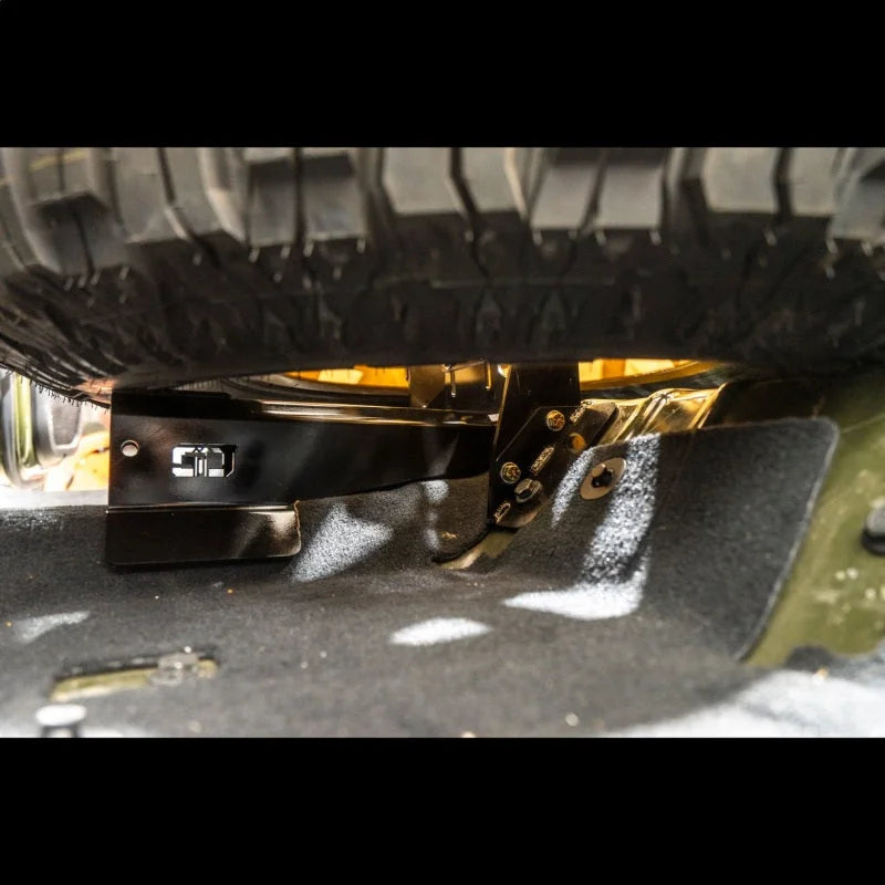 Skyjacker 07-18 Jeep Wrangler JK Spare Tire Carrier Kit W/ Adjustable Brackets - Installation View