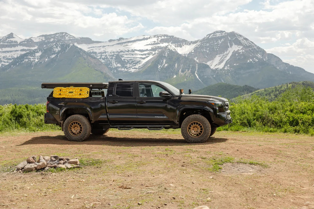 Smittybilt Aluminum Pop-Up Rtt 2986 - Back View